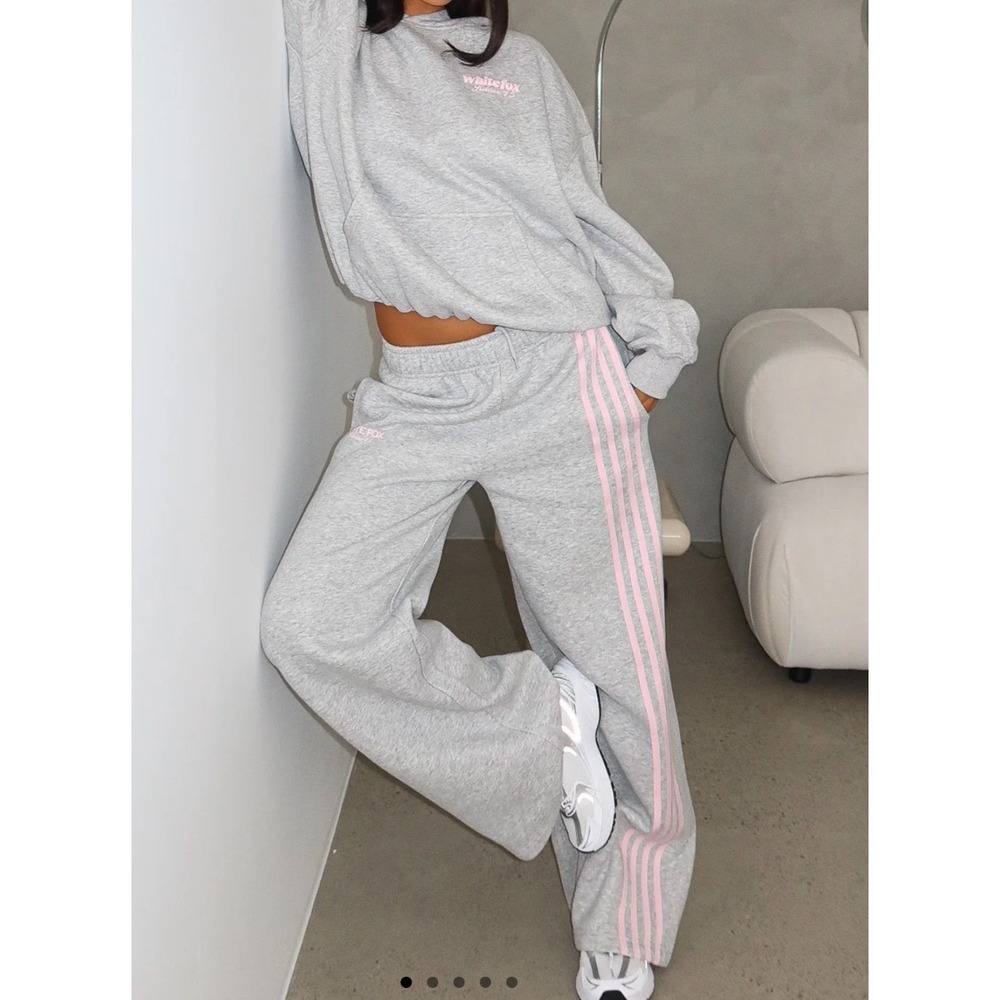 White Fox Release 15 Asalia Wide Leg Sweatpant Dark Grey & Pink Size S NWT